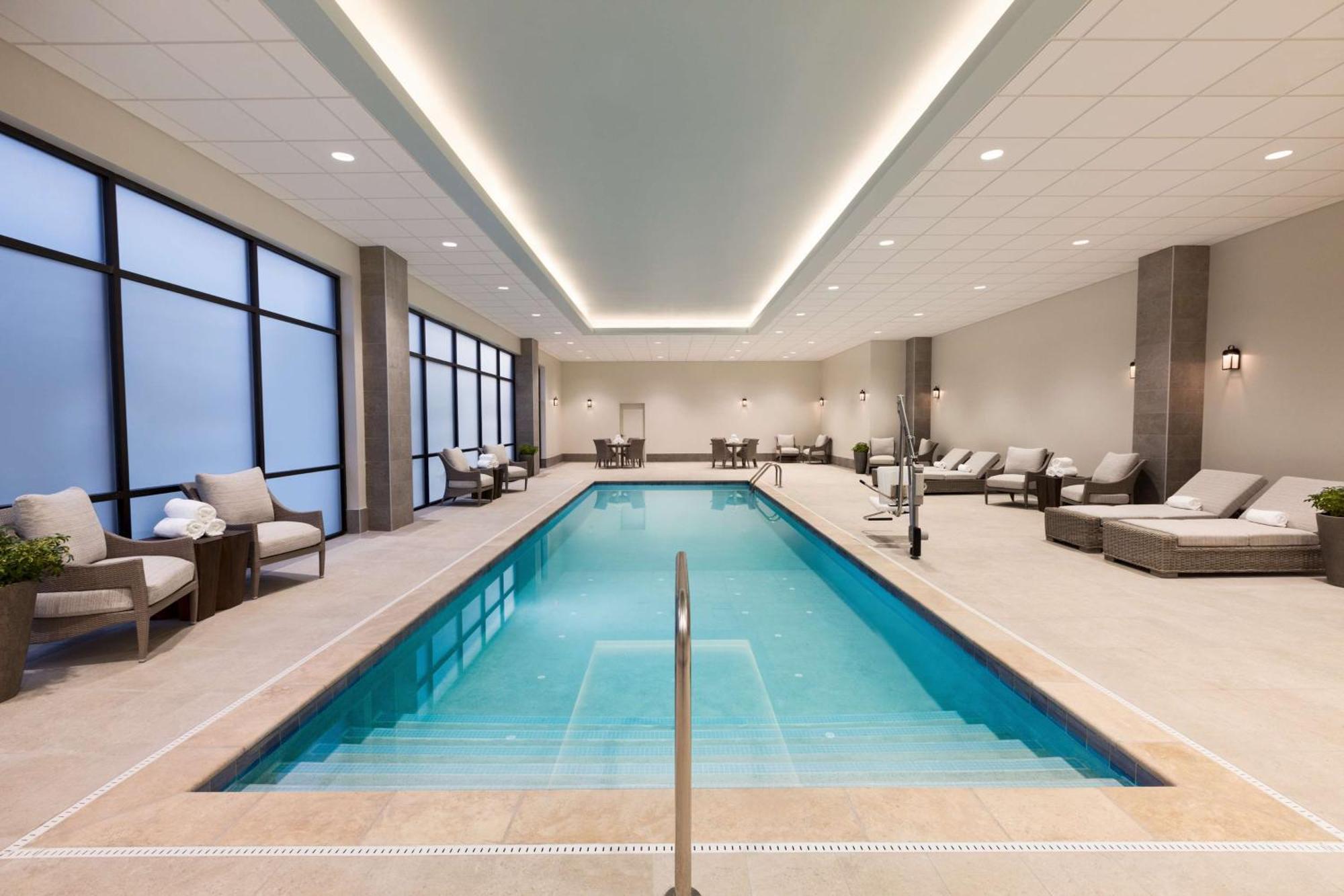 Embassy Suites By Hilton Wilmington Riverfront Екстериор снимка