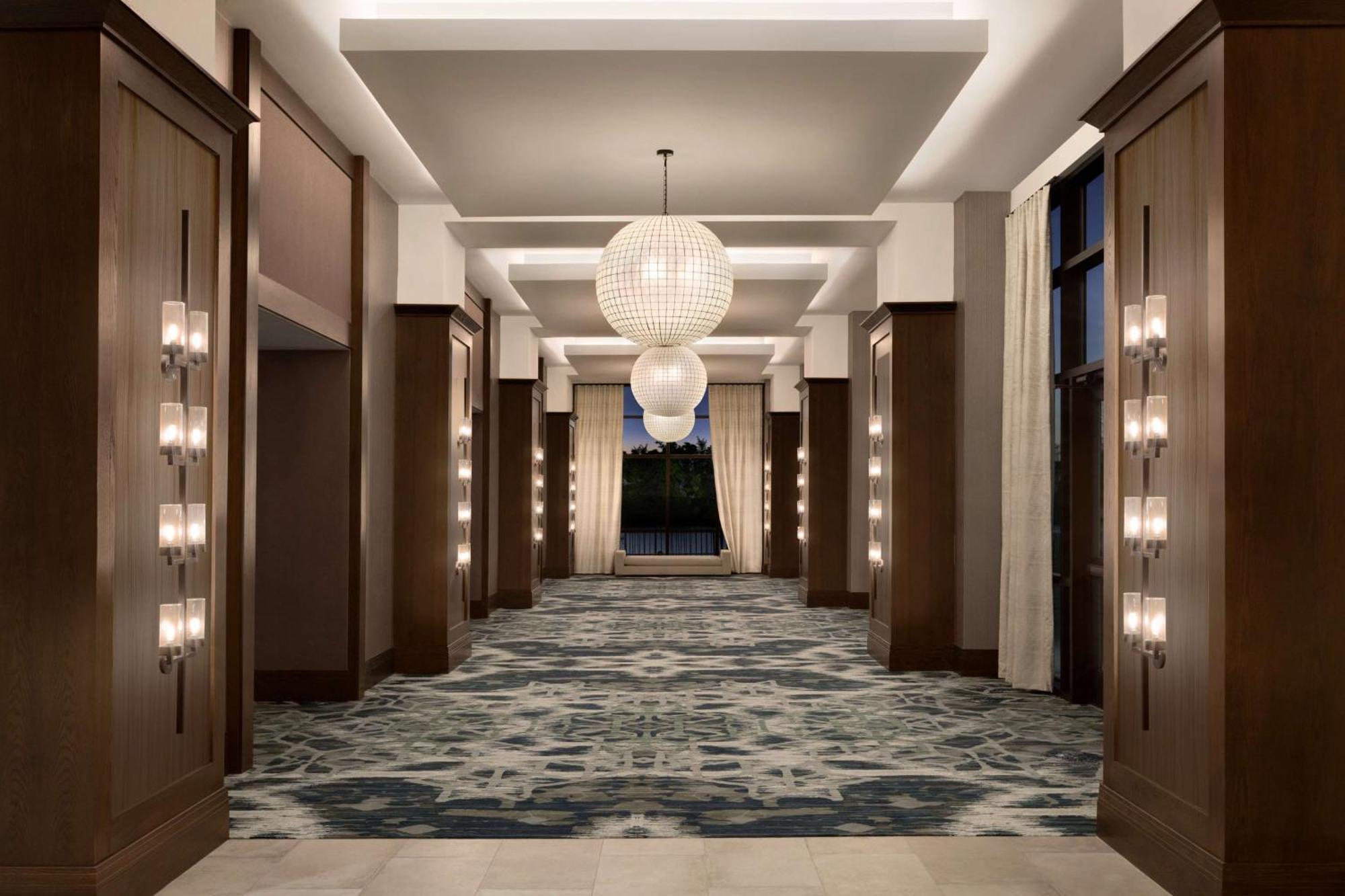 Embassy Suites By Hilton Wilmington Riverfront Екстериор снимка
