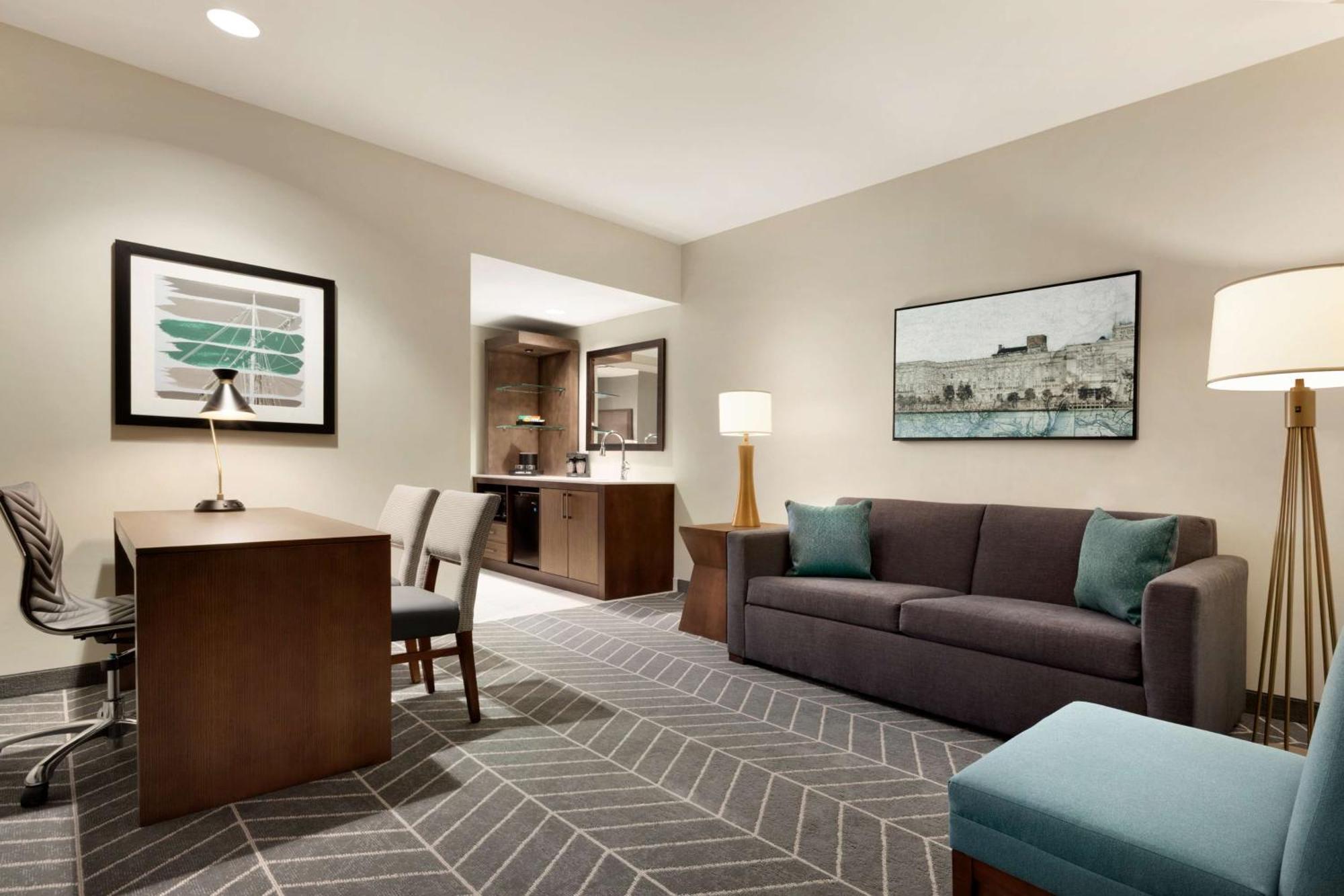 Embassy Suites By Hilton Wilmington Riverfront Екстериор снимка